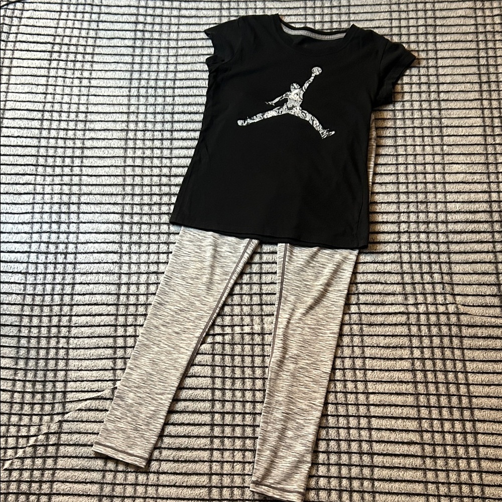 Jordan Tee & Leggings Set (Girls M/10)
